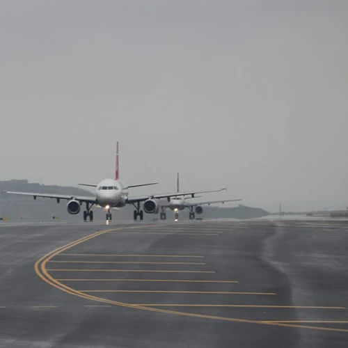 Hava Alanı Pist Boya Ve Çizgi Uygulamaları
