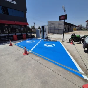 Elektrikli Araç Şarj İstasyonu Zemin Boyama ve Çizgi