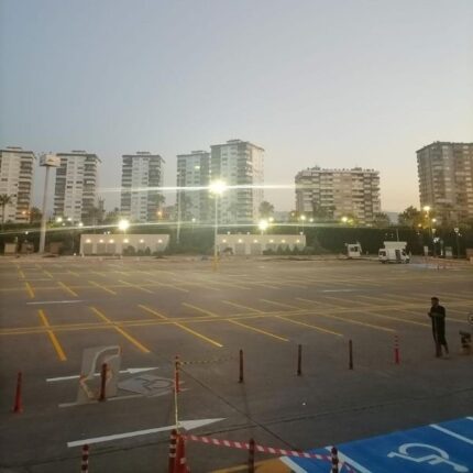 Sarı otopark çizgi boyası