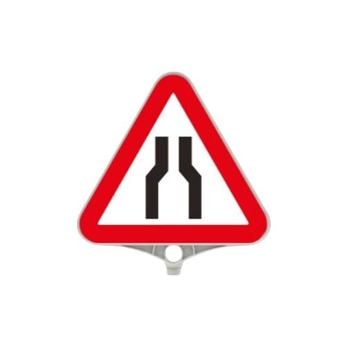Sağdan ve Soldan Daralan Yol Levhası Üçgen Plastik Levha Plastik Uyarı Levhası Sağdan ve Soldan Daralan Yol Levhası Üçgen Plastik Levha Plastik Uyarı Levhası