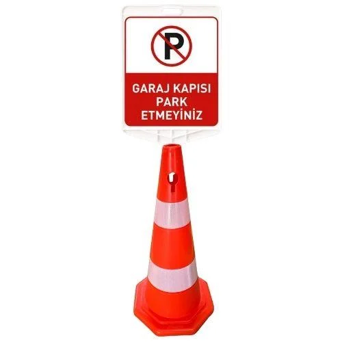 Garaj Kapısı Park Etmeyiniz Levhalı Duba blank